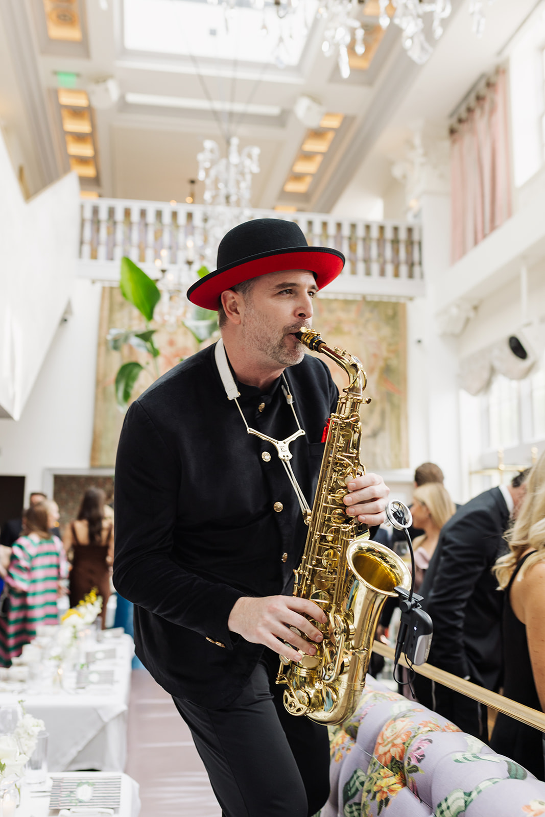 Live saxophone during cocktail hour at a Dallas wedding venue